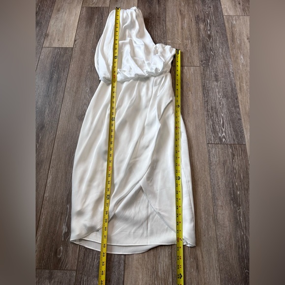 💥NWOT  DO + BE  Wrap style one shoulder Classy dress with side zipper excellent - Picture 7 of 12